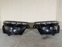 Laden Sie das Bild in den Galerie-Viewer, Frontscheinwerfer Skoda Kamiq 658941015D LED Ein Satz Scheinwerfer Headlight SCH3916011758gd