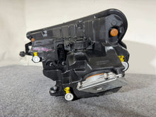 Laden Sie das Bild in den Galerie-Viewer, Frontscheinwerfer Skoda Kamiq 658941015D LED Ein Satz Scheinwerfer Headlight SCH3916011758gd