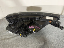 Laden Sie das Bild in den Galerie-Viewer, Frontscheinwerfer Skoda Kamiq 658941015D LED Ein Satz Scheinwerfer Headlight SCH3916011758gd