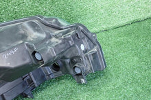 Laden Sie das Bild in den Galerie-Viewer, Frontscheinwerfer Suzuki Vitara I 100-7R0016 Links Scheinwerfer Headlight SCH3929281814bu