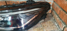 Load image into Gallery viewer, Frontscheinwerfer VW Passat 3J1941035 Links Scheinwerfer Headlight SCH3931222886fh