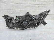 Load image into Gallery viewer, Frontscheinwerfer Toyota Rav 4 T0Y0TA Rechts Scheinwerfer Headlight SCH3931846166ft