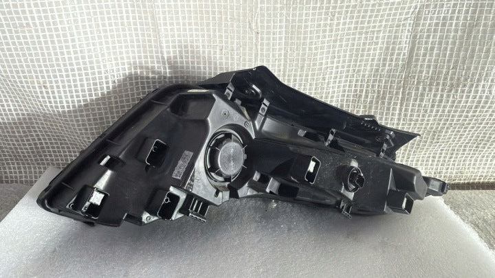 Frontscheinwerfer Hyundai Tucson 92208-N7400 Rechts Scheinwerfer Headlight SCH3933043417lz