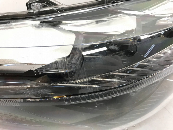 Frontscheinwerfer Toyota Corolla 81110-16840 Rechts Scheinwerfer Headlight SCH3933689673re