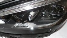 Laden Sie das Bild in den Galerie-Viewer, Frontscheinwerfer Mercedes-Benz W206 A2069062104 LED Links Headlight SCH3934900358cx