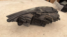 Laden Sie das Bild in den Galerie-Viewer, Frontscheinwerfer Audi A6 4K0941034 Rechts Scheinwerfer Headlight SCH3938219441co