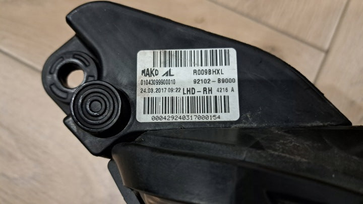 Frontscheinwerfer Hyundai I10 92102-B9000 Rechts Scheinwerfer Headlight SCH3938714651rb