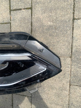 Laden Sie das Bild in den Galerie-Viewer, Frontscheinwerfer VW Golf VIII 5H1941036 Rechts Scheinwerfer Headlight SCH3941583963tq