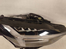 Laden Sie das Bild in den Galerie-Viewer, Frontscheinwerfer Polestar 2 P32338903 Rechts Scheinwerfer Headlight SCH3945743807fa