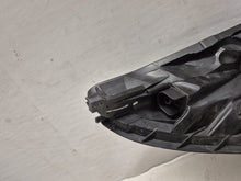 Load image into Gallery viewer, Frontscheinwerfer Renault Trafic III 260608912R Links Scheinwerfer Headlight SCH3947021056uy