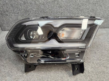 Laden Sie das Bild in den Galerie-Viewer, Frontscheinwerfer Dodge Durango CS450B101R Rechts Scheinwerfer Headlight SCH3952860354gi