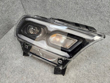 Laden Sie das Bild in den Galerie-Viewer, Frontscheinwerfer Dodge Durango CS450B101R Rechts Scheinwerfer Headlight SCH3952860354gi