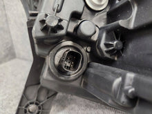 Laden Sie das Bild in den Galerie-Viewer, Frontscheinwerfer Dodge Durango CS450B101R Rechts Scheinwerfer Headlight SCH3952860354gi
