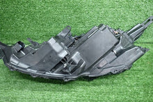 Laden Sie das Bild in den Galerie-Viewer, Frontscheinwerfer Nissan Qashqai III J12 100-8D026 Rechts Scheinwerfer Headlight SCH3957183723hi