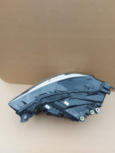 Laden Sie das Bild in den Galerie-Viewer, Frontscheinwerfer Audi Q3 83A941036 LED Rechts Scheinwerfer Headlight SCH3959657410ua