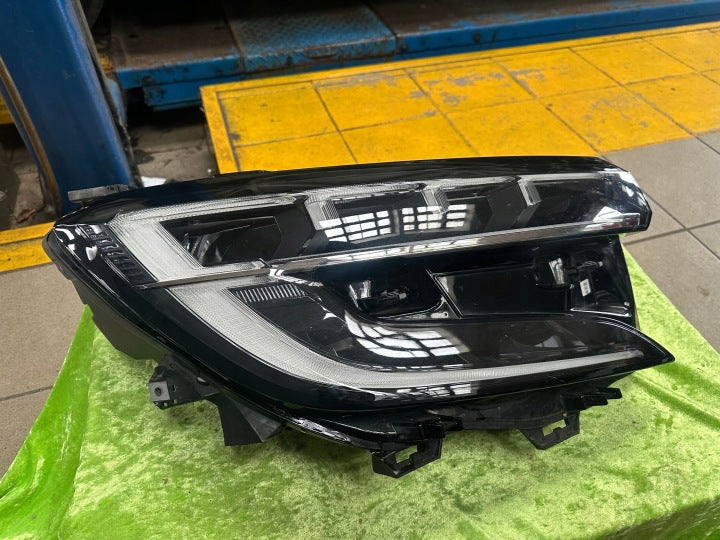 Frontscheinwerfer Renault 260104410R LED Rechts Scheinwerfer Headlight SCH3960263139fj