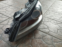 Laden Sie das Bild in den Galerie-Viewer, Frontscheinwerfer Mercedes-Benz W204 A2048204339 Xenon Links Headlight SCH3960361142fy