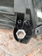 Laden Sie das Bild in den Galerie-Viewer, Frontscheinwerfer Mercedes-Benz W204 A2048204339 Xenon Links Headlight SCH3960361142fy