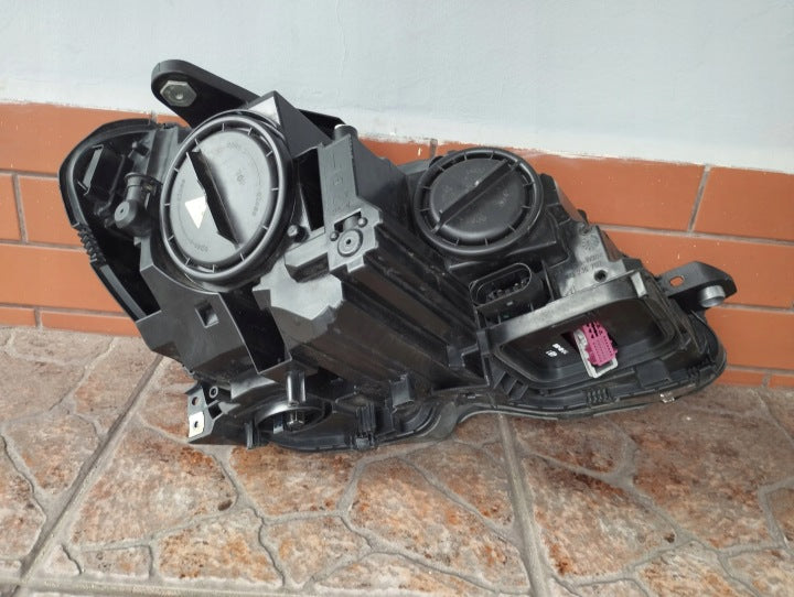 Frontscheinwerfer Mercedes-Benz W204 A2048204339 Xenon Links Headlight SCH3960361142fy