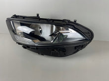 Laden Sie das Bild in den Galerie-Viewer, Frontscheinwerfer Mercedes-Benz A1779062100 LED Links Scheinwerfer Headlight SCH3964556492ep