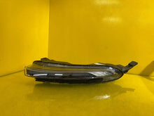Load image into Gallery viewer, Frontscheinwerfer Hyundai Bayon 92208Q0500 LED Links Scheinwerfer Headlight SCH3967481304za