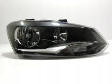Laden Sie das Bild in den Galerie-Viewer, Frontscheinwerfer VW Polo 1EE247051-02 Rechts Scheinwerfer Headlight SCH3968720469to