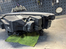 Load image into Gallery viewer, Frontscheinwerfer Ford Kuga I LV4B13E014-FG Rechts Scheinwerfer Headlight SCH3978400461uk