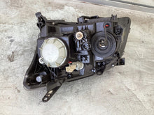 Laden Sie das Bild in den Galerie-Viewer, Frontscheinwerfer Toyota Avensis 0821211L1R Rechts Scheinwerfer Headlight SCH3986713645fb