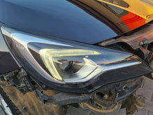 Laden Sie das Bild in den Galerie-Viewer, Frontscheinwerfer Opel Astra K 39208461 Rechts Scheinwerfer Headlight SCH3986795174sh