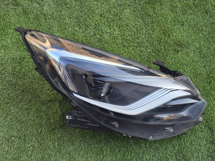Frontscheinwerfer Opel Zafira C 13472663RH LED Rechts Scheinwerfer Headlight SCH3988172689oh
