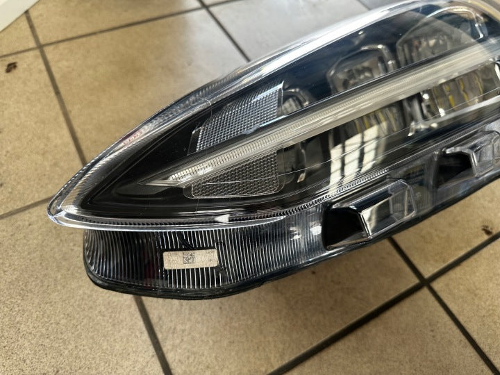 Frontscheinwerfer Ford Focus MX7B-13E015-ED Links Scheinwerfer Headlight SCH3993679060ss
