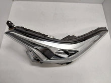 Laden Sie das Bild in den Galerie-Viewer, Frontscheinwerfer Toyota Chr 81150-F4071-00 Links Scheinwerfer Headlight SCH3999976671an