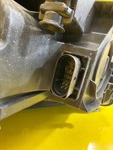 Laden Sie das Bild in den Galerie-Viewer, Frontscheinwerfer Mercedes-Benz Eqa Eqb A2439069000 LED Rechts Headlight SCH4000721741jb