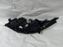 Laden Sie das Bild in den Galerie-Viewer, Frontscheinwerfer Mazda III BBM551030 Xenon Rechts Scheinwerfer Headlight SCH4008197504bg