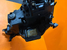 Laden Sie das Bild in den Galerie-Viewer, Frontscheinwerfer Renault Megane 90060931 LED Rechts Scheinwerfer Headlight SCH4012168887ox