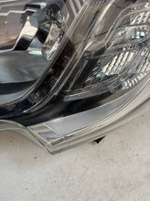 Laden Sie das Bild in den Galerie-Viewer, Frontscheinwerfer Fiat Ducato 130732952800 LED Links Scheinwerfer Headlight SCH4012809918ot