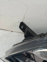 Laden Sie das Bild in den Galerie-Viewer, Frontscheinwerfer Fiat Ducato 130732952800 LED Links Scheinwerfer Headlight SCH4012809918ot