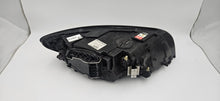 Laden Sie das Bild in den Galerie-Viewer, Frontscheinwerfer Volvo S40 31265698 Xenon Links Scheinwerfer Headlight SCH4018586081oo