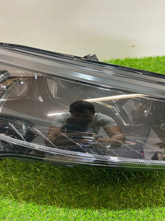 Frontscheinwerfer Skoda Enyaq IV 5LB941016H LED Rechts Scheinwerfer Headlight SCH4018852985da