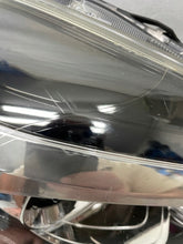 Laden Sie das Bild in den Galerie-Viewer, Frontscheinwerfer Suzuki Baleno 100-18513 Xenon Rechts Scheinwerfer Headlight SCH4021834802wl
