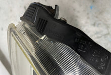 Laden Sie das Bild in den Galerie-Viewer, Frontscheinwerfer Suzuki Baleno 100-18513 Xenon Rechts Scheinwerfer Headlight SCH4021834802wl