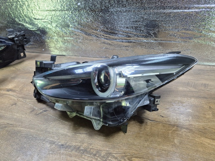 Frontscheinwerfer Mazda III B63C-51040 Links Scheinwerfer Headlight SCH4030736448fx