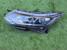 Laden Sie das Bild in den Galerie-Viewer, Frontscheinwerfer Nissan Qashqai I 100-19009 Links Scheinwerfer Headlight SCH4033176188ln