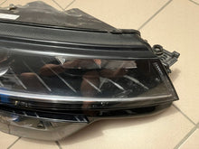 Laden Sie das Bild in den Galerie-Viewer, Frontscheinwerfer Skoda Karoq 57B941016D Full LED Rechts Scheinwerfer Headlight SCH4041482733qd