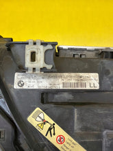 Laden Sie das Bild in den Galerie-Viewer, Frontscheinwerfer BMW 3 E91 E90 6942743 Xenon Links Scheinwerfer Headlight SCH4044263319oe