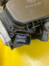 Laden Sie das Bild in den Galerie-Viewer, Frontscheinwerfer BMW 3 E91 E90 6942743 Xenon Links Scheinwerfer Headlight SCH4044263319oe