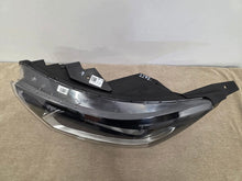 Laden Sie das Bild in den Galerie-Viewer, Frontscheinwerfer Hyundai I20 III 92101-Q0000 Links Scheinwerfer Headlight SCH4046737220yn