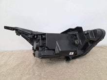 Laden Sie das Bild in den Galerie-Viewer, Frontscheinwerfer Hyundai I20 III 92101-Q0000 Links Scheinwerfer Headlight SCH4046737220yn