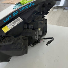 Laden Sie das Bild in den Galerie-Viewer, Frontscheinwerfer Nissan Qashqai I J10 26010BR01B Rechts Scheinwerfer Headlight SCH4048891950dh