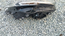 Laden Sie das Bild in den Galerie-Viewer, Frontscheinwerfer Opel Crossland X 13467968 462161423 Rechts Headlight SCH4056675358rl